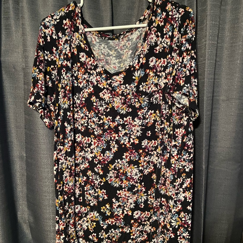 Maurices Top Bundle - Picture 4 of 5
